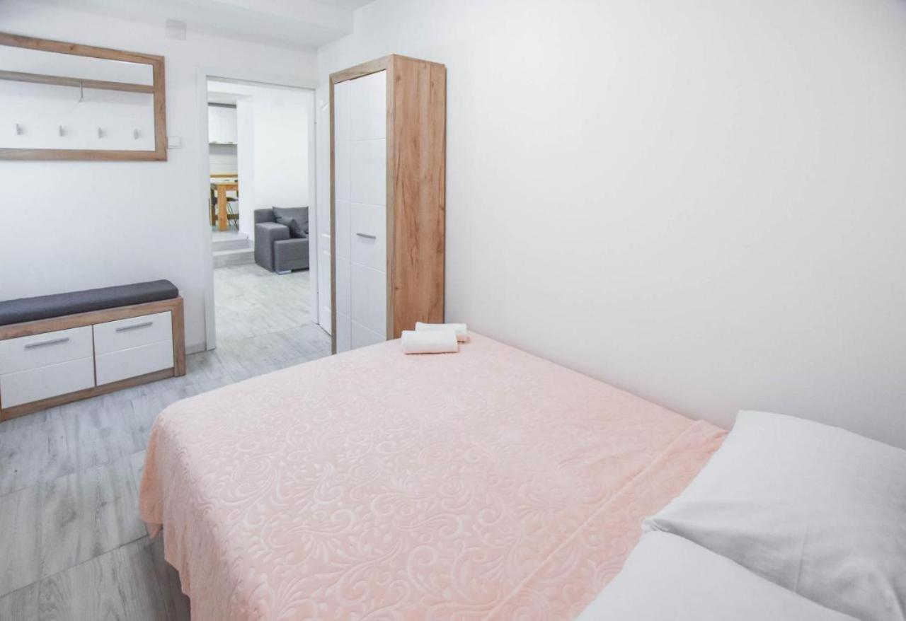 Suite Apartment Toni Poljana  Exterior photo